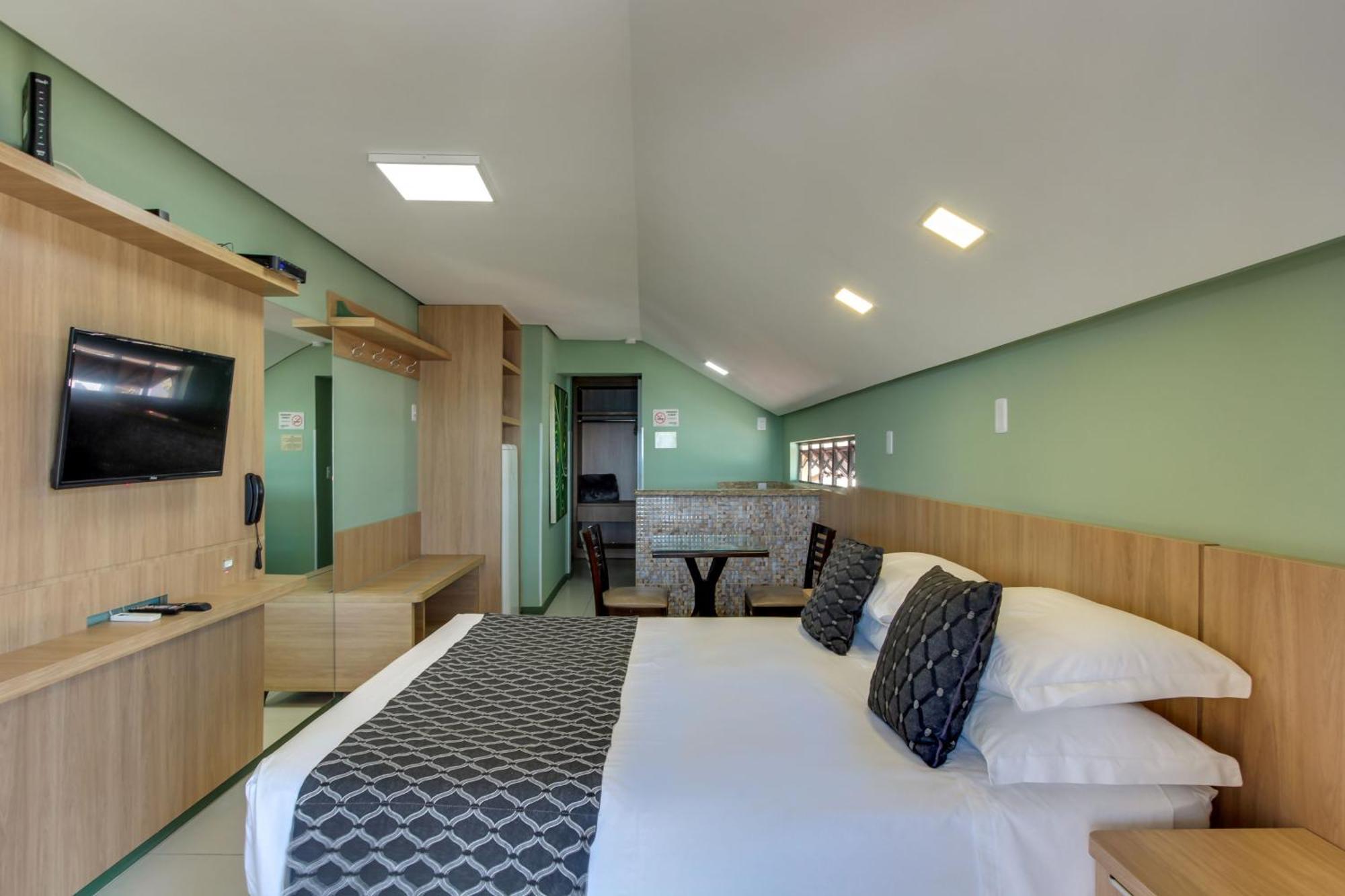 Flat Pietra Aparthotel ฟลอเรียนอโปลิส ภายนอก รูปภาพ