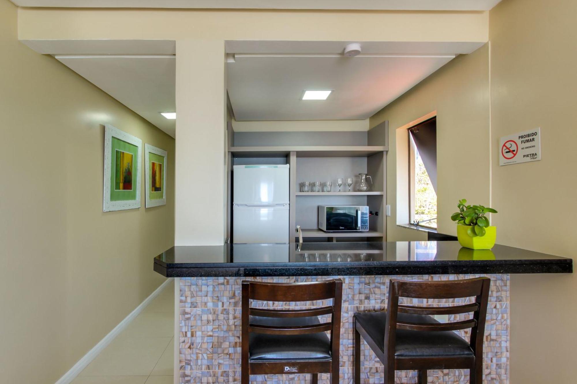 Flat Pietra Aparthotel ฟลอเรียนอโปลิส ภายนอก รูปภาพ